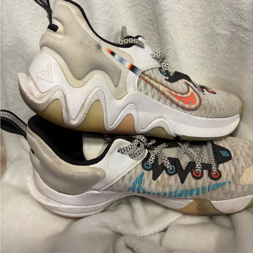 Nike Mens Sneakers in White, Black, and Blue